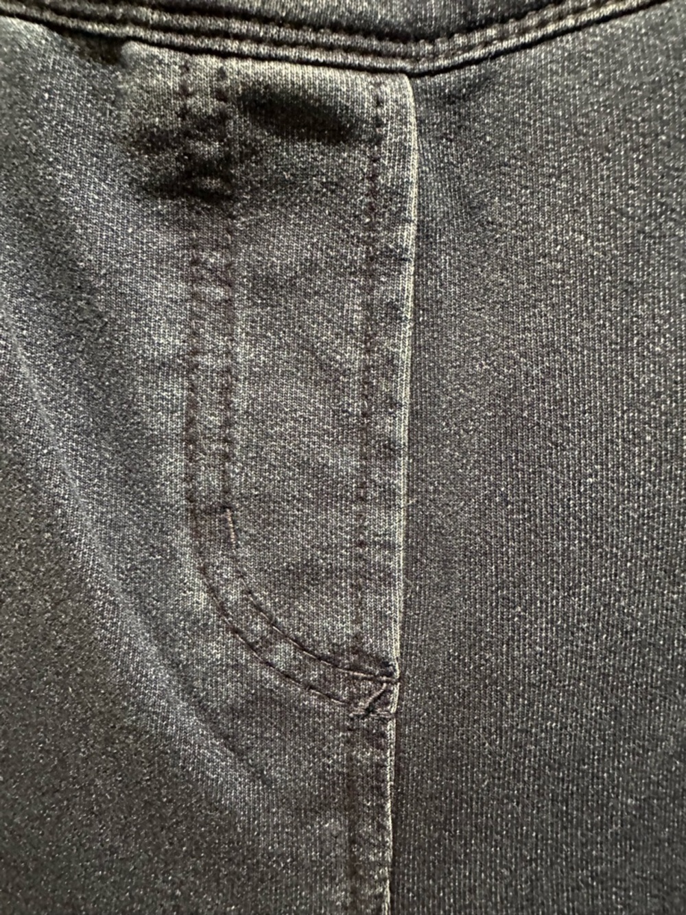Peter Nygard Navy and White Ankle/Cropped Jeans - Picture 3 of 5